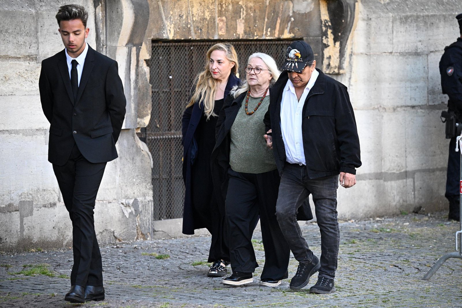 Final Farewell: Laura Smet, Brigitte Macron, Jean-Louis Borloo, and Catherine Deneuve Gather for Nathalie Baye's Memorial 17 Final Farewell: Laura Smet, Brigitte Macron, Jean Louis Borloo, and Catherine