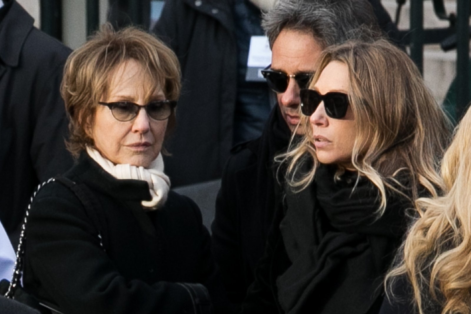 A Heartfelt Tribute: Laura Smet Celebrates the Love of Nathalie Baye and Johnny Hallyday 5 1790770828 762 A Heartfelt Tribute Laura Smet Celebrates the Love of Nathalie