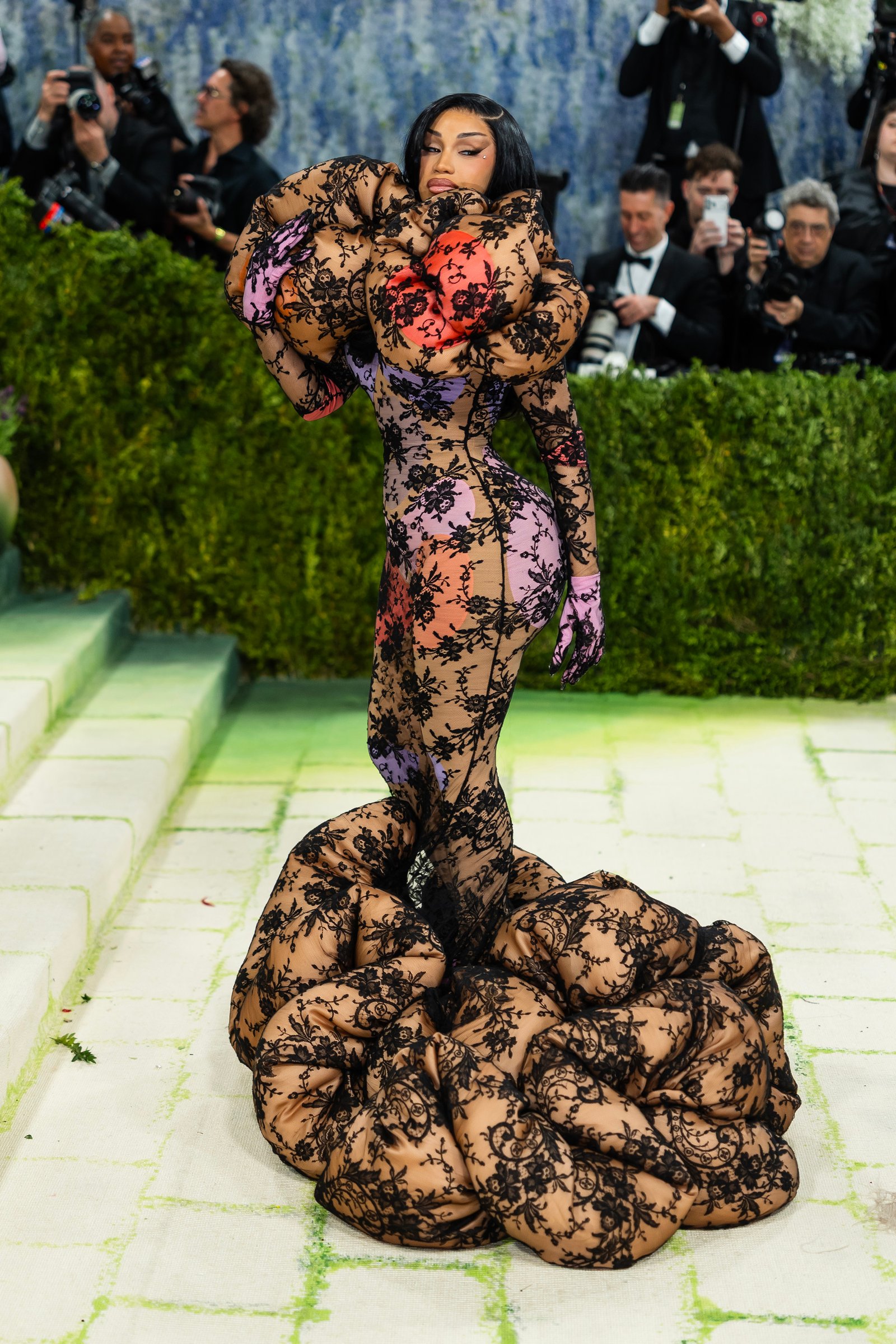 1790774130 308 Met Gala 2026 20 Dazzling Celebrities in Stunning Outfits –
