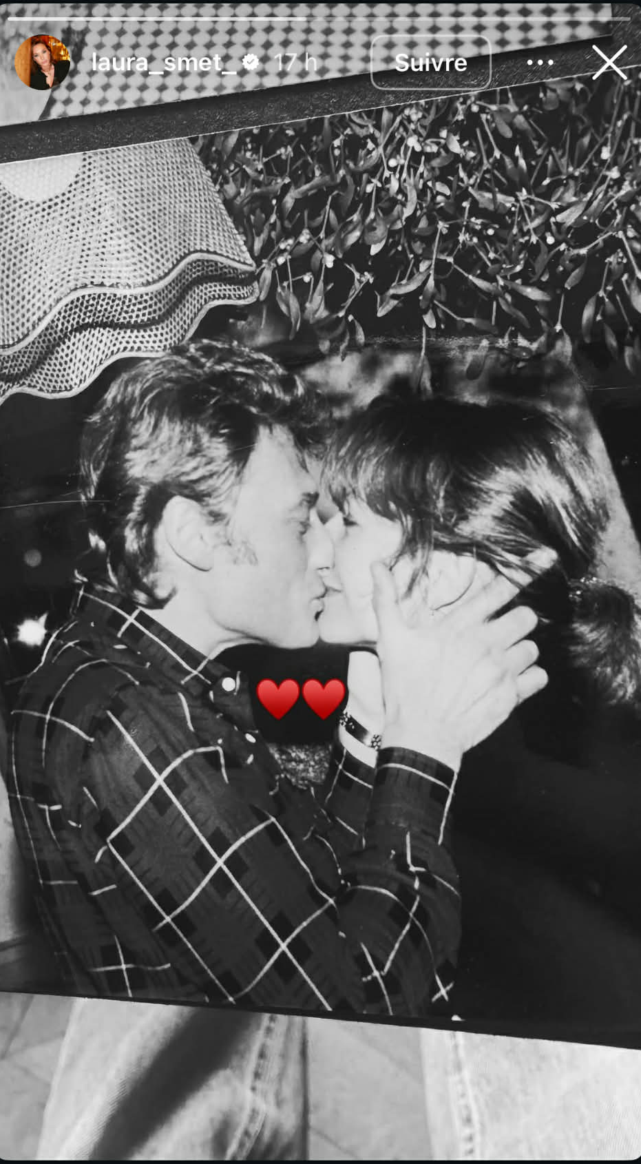 A Heartfelt Tribute: Laura Smet Celebrates the Love of Nathalie Baye and Johnny Hallyday 6 A Heartfelt Tribute: Laura Smet Celebrates the Love of Nathalie
