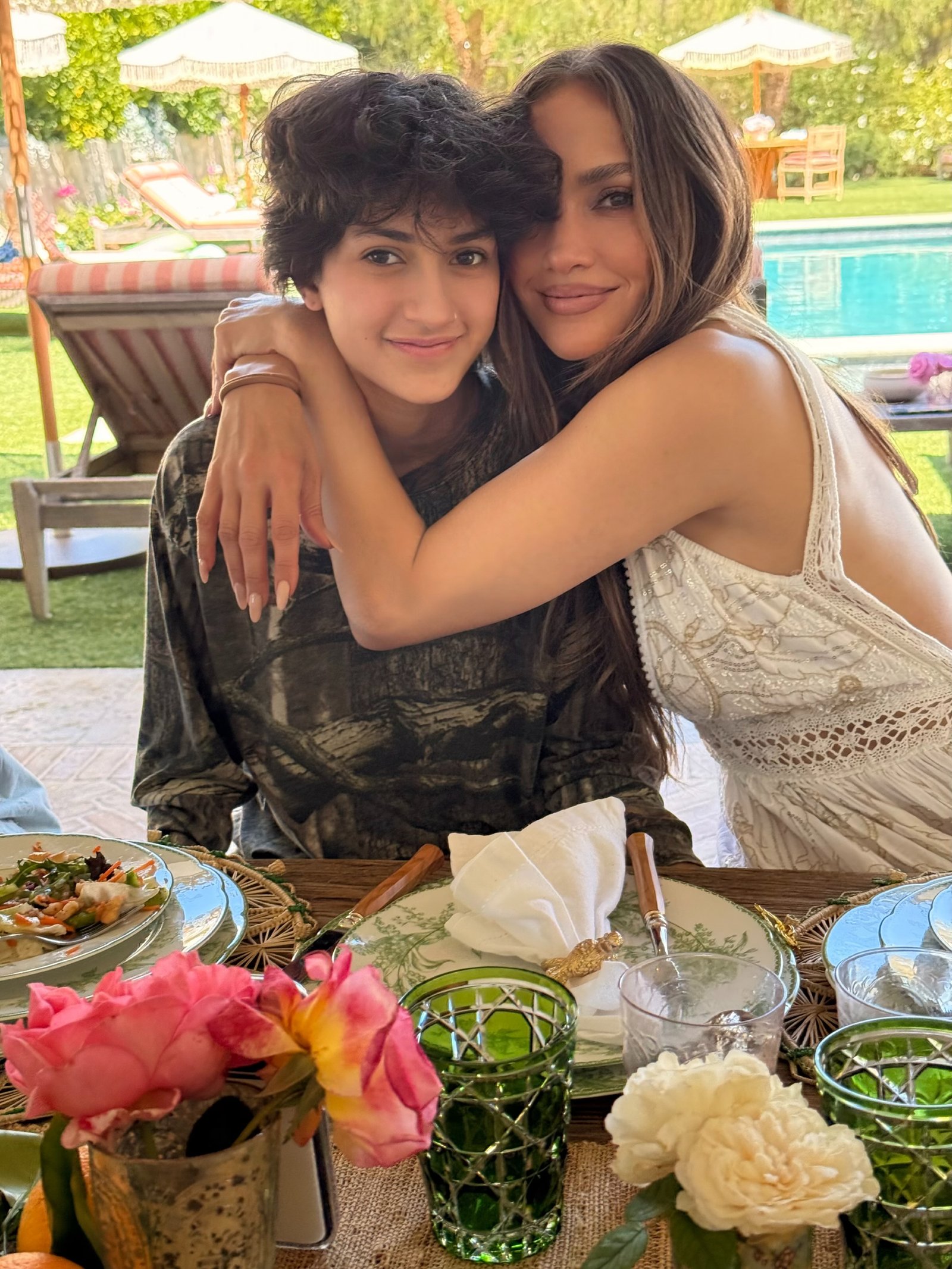 Jennifer Lopez Sparks Reactions with Twin Memorial Day Photos 8 1790918159 782 Jennifer Lopez Sparks Reactions with Twin Memorial Day Photos