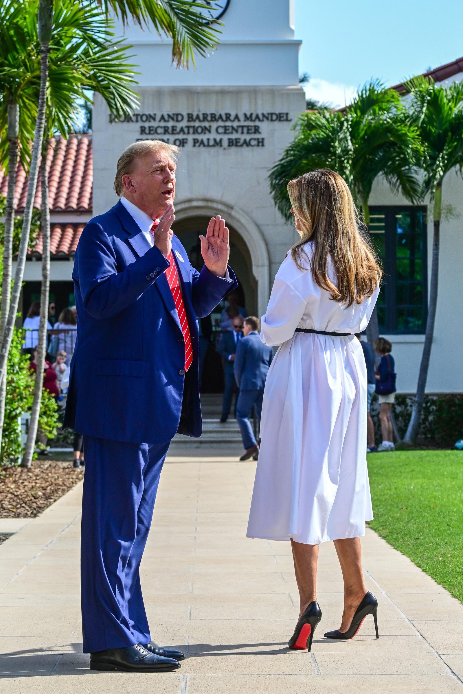 Melania Trump s Election Day Outfit: A Pale Blue Blouse, Beige