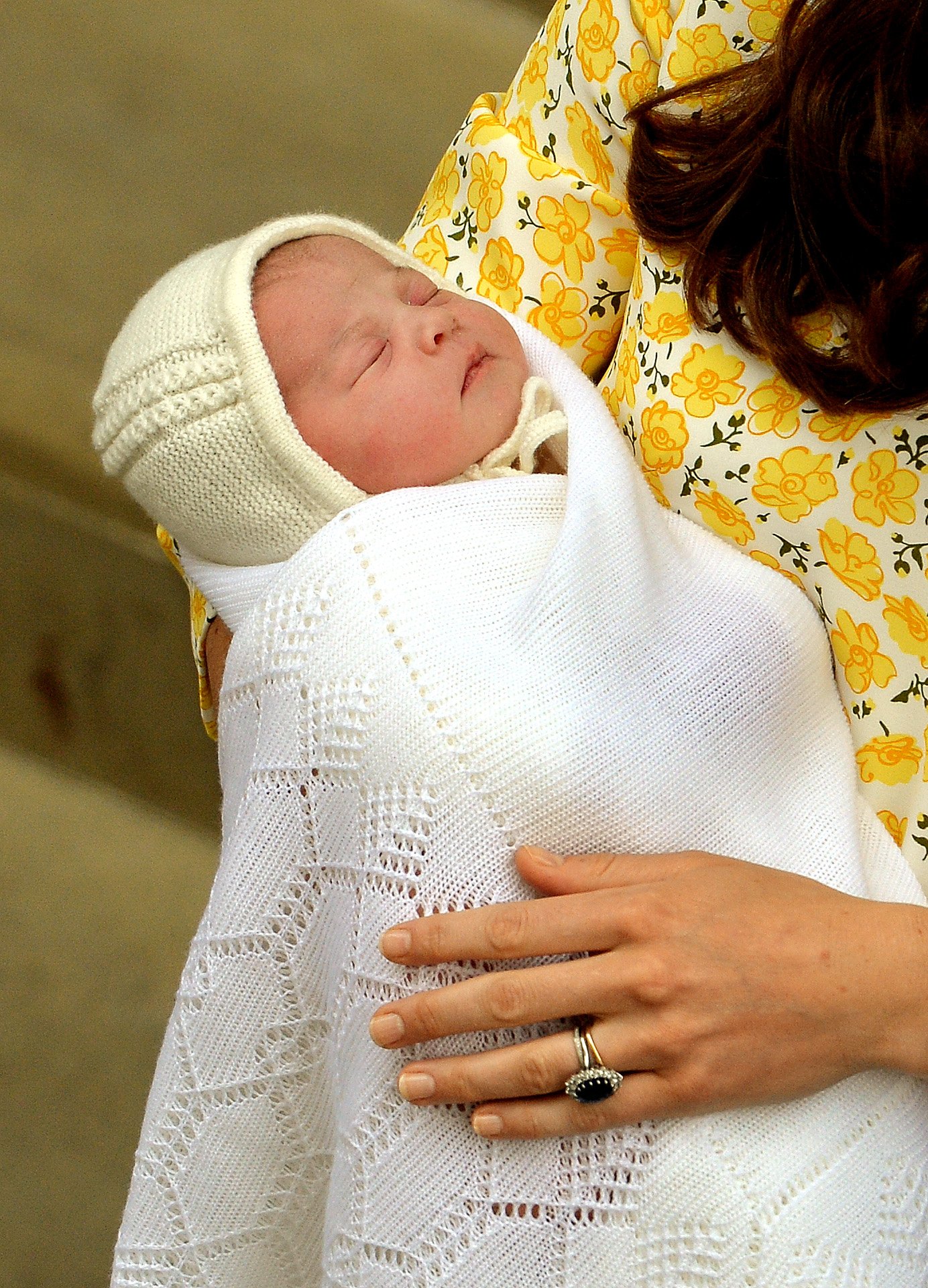 Princess of Wales and Princess Charlotte Delight Londoners with Rare Outing Together – Photos and Video 1 Princess of Wales and Princess Charlotte Delight Londoners with Rare